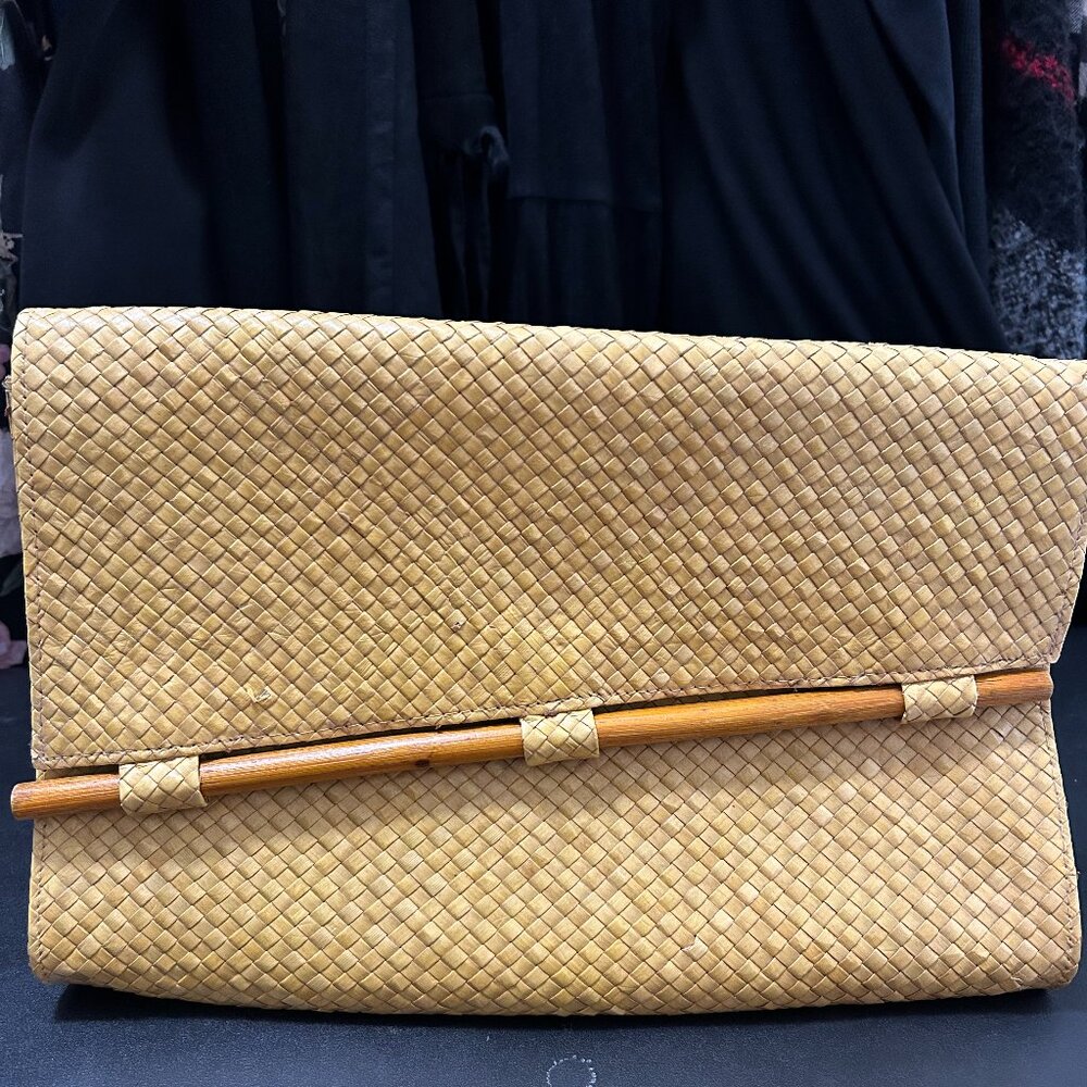 Axiom Large Clutch Style Purse